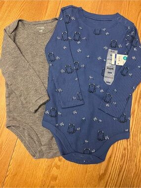 Long Sleeve Knit Onesies 24mth (set of 2)